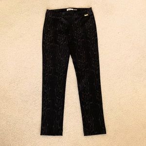 NWOT CALVIN KLEIN SNAKESKIN PRINT PANTS XS